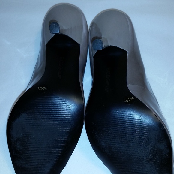 High Heels - Picture 4 of 4